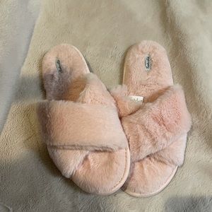 Splendid Faux Fur Slippers